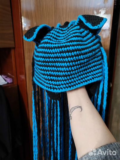 Женская шапка