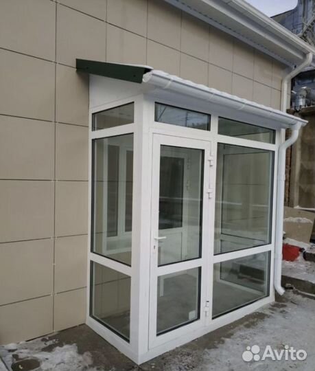 Окно в тамбур пвх