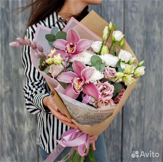 Букет орхидея голландская №328