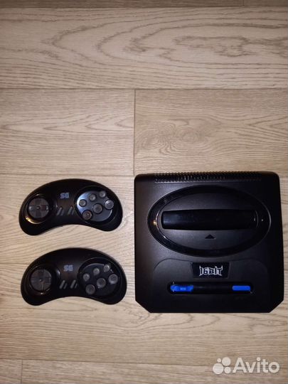 Игровая приставка sega