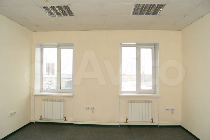 Продам помещение свободного назначения, 708 м²
