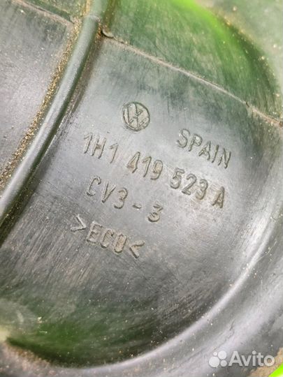 Пыльник рулевого карданчика Golf 3 Vento Passat b3