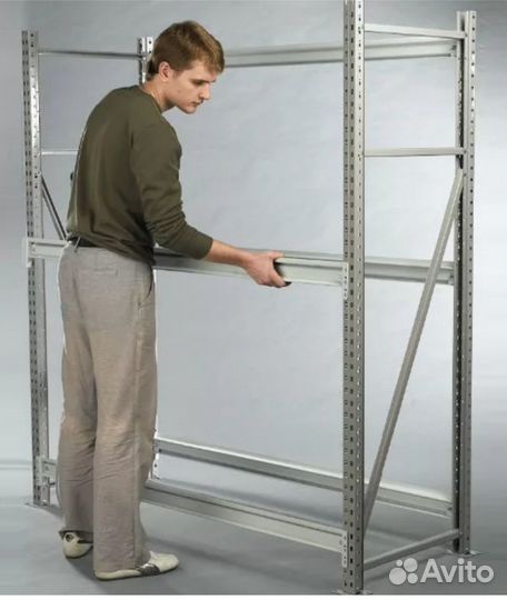 Сборщик мебели. Помощник сборщика мебели