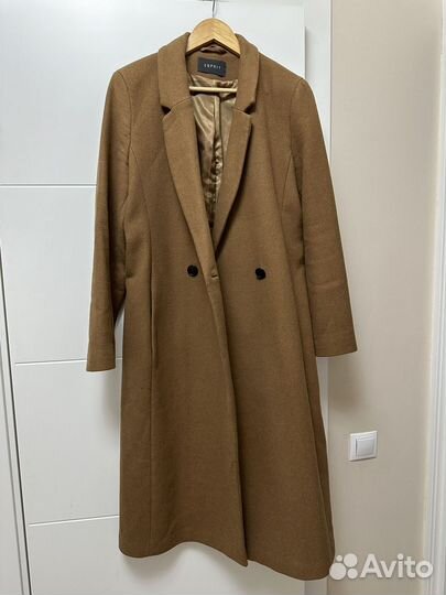 Пальто esprit бежевое