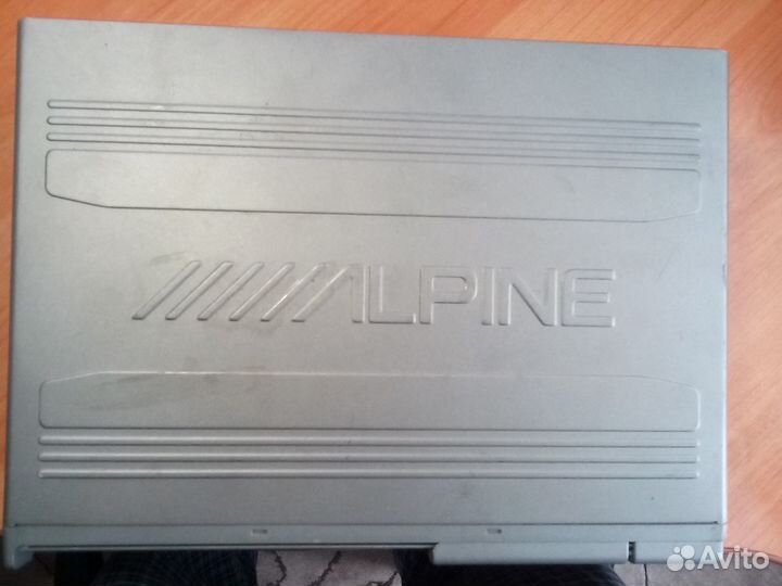 CD проигрыватель alpine