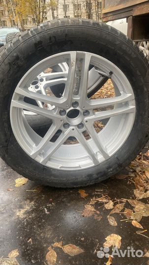 Nokian Tyres Hakkapeliitta 7 SUV 275/50 R20