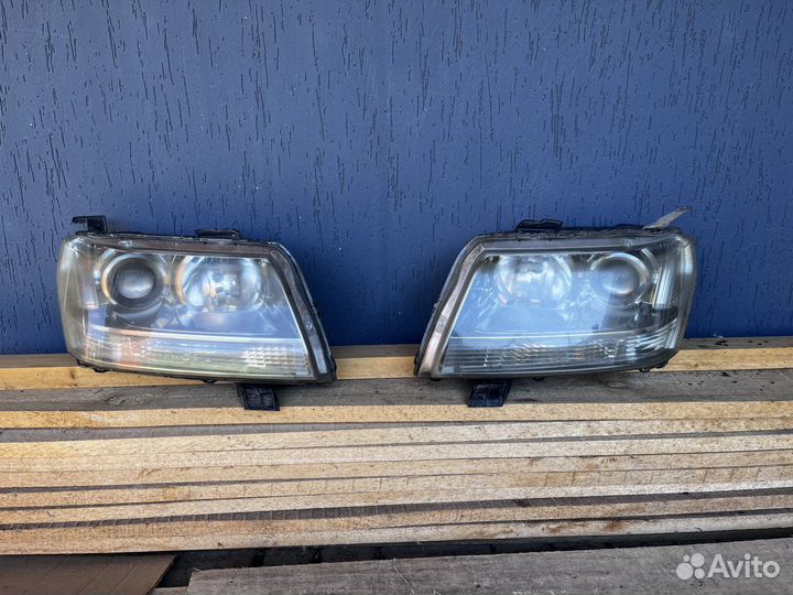 Фара левая suzuki grand vitara