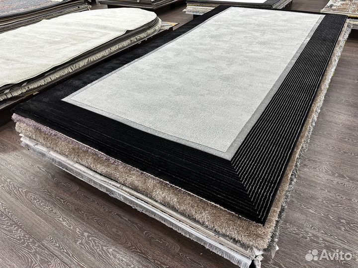Ковер новый, черный 200х400см