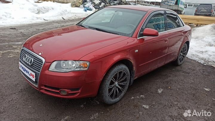 Балка подмоторная Audi A4 8E0399313BD