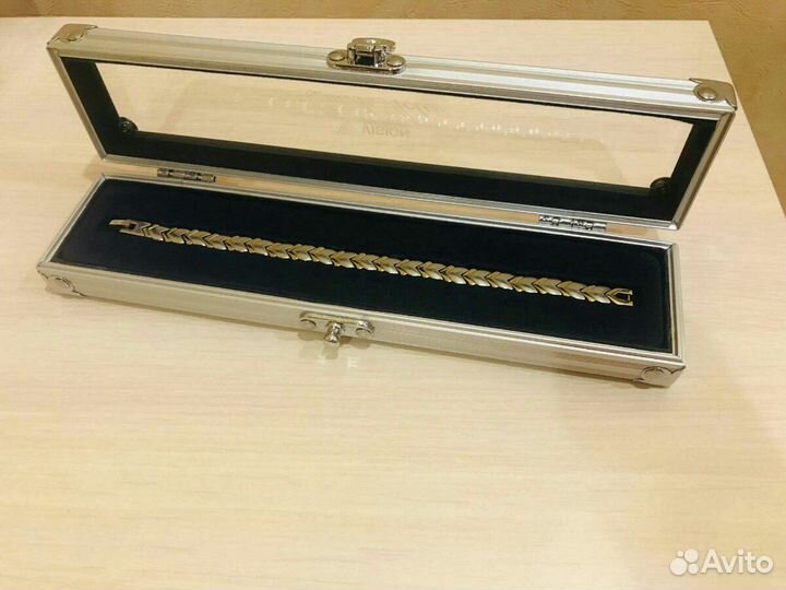 Браслет Vision QuadrActiv