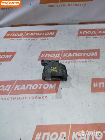 Подушка крепления двигателя правая Volkswagen