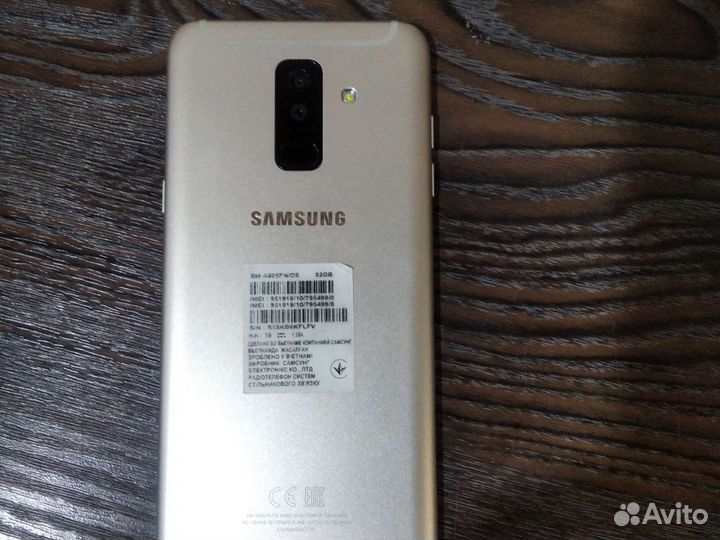 Телефон Samsung Galaxy A 6+