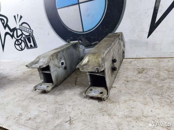 Крепление усилителя бампера BMW 7 F01 f02