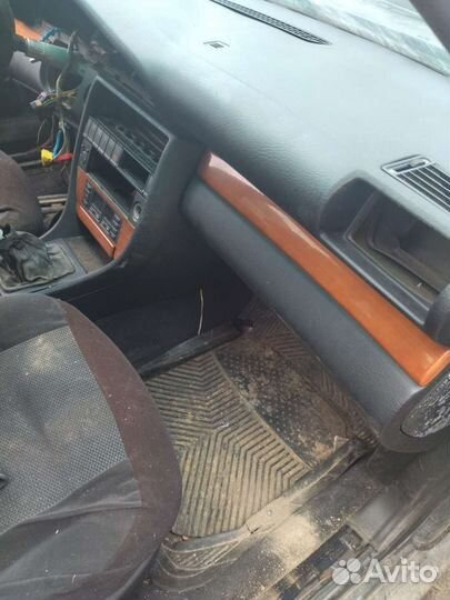 Обшивки дверей audi с4