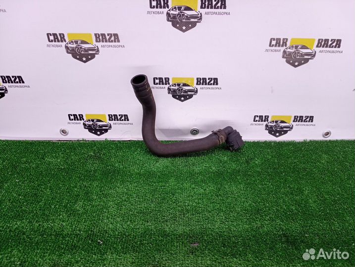 Патрубок системы охлаждения