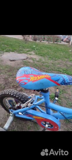 Велосипед детский 4х колесный