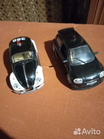 Модель автомобиля 1/32