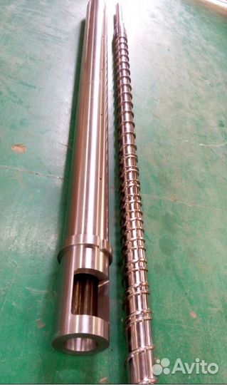 Шнековый цилиндр