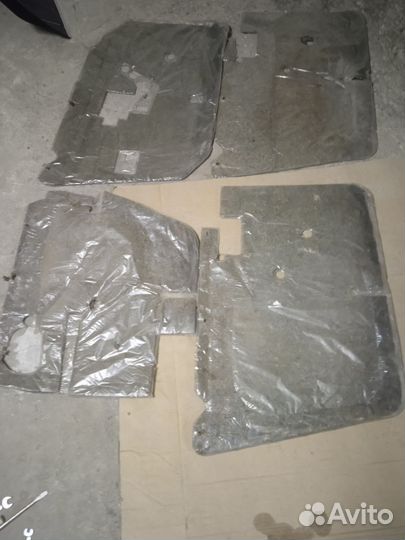 Ауди 100 С3 Шумоизоляция дверей