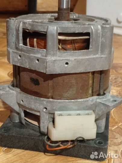 Двигатель Б/У от стиральной машины