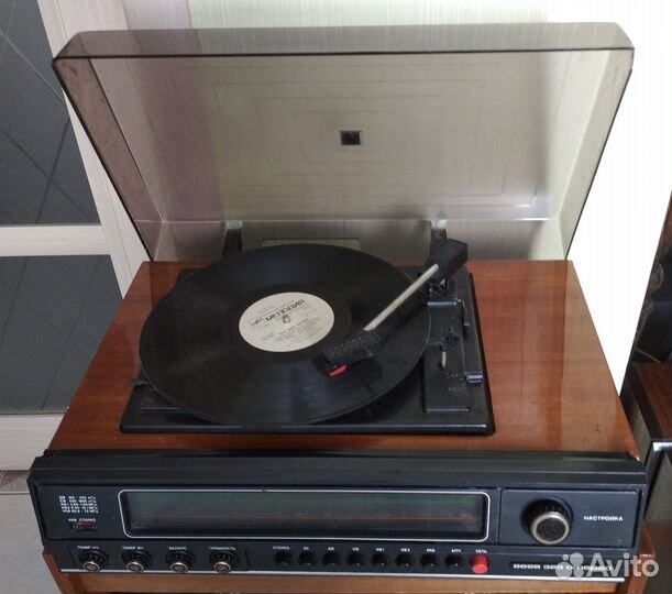 Электрофоны (проигрыватели винила)