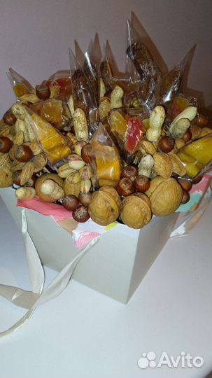 Съедобные и не съедобные букеты