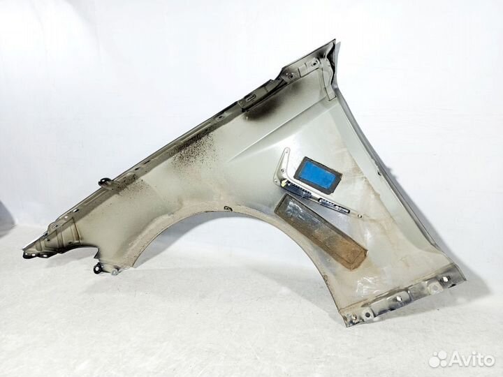 Правое крыло Genesis G70 Б/У