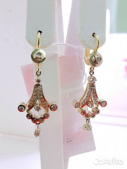 Золотые серьги с бриллиантами