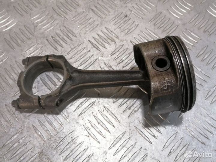 Поршень с шатуном Opel Zafira A