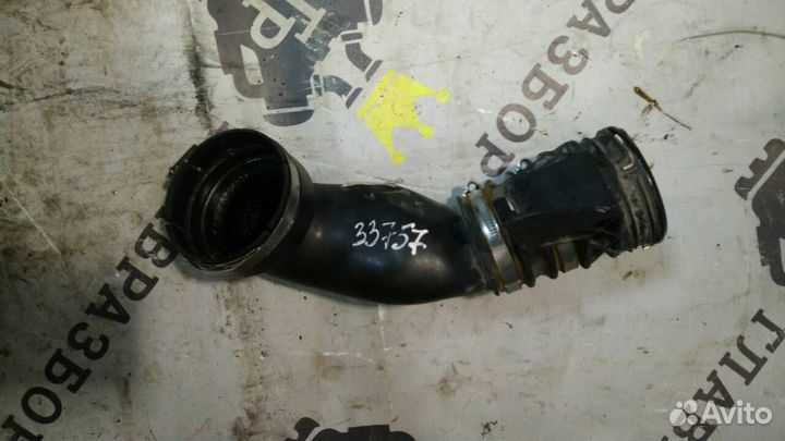 Воздуховод двс M271 1,8L компрессор Mercedes-Benz