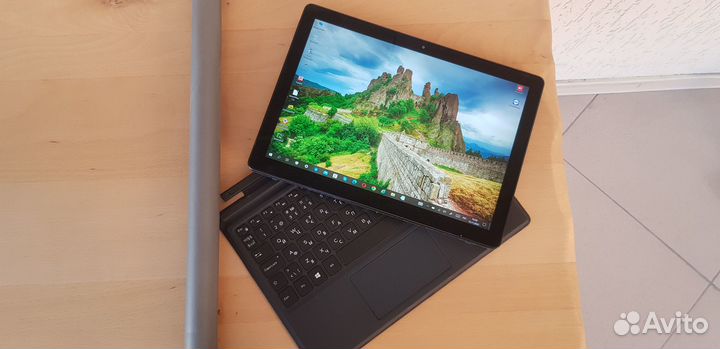 Сенсорный Ноутбук Dell 5285 i5-7300\8Gb\256ssd\ips