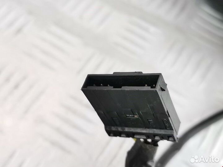 Зеркало боковое правое для Opel Zafira B 13253340