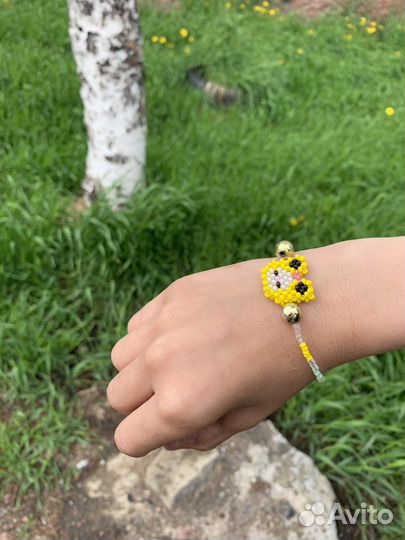 Браслет из бисера