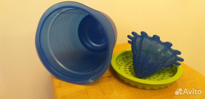 Tupperware Контейнеры для специй, соковыжималка