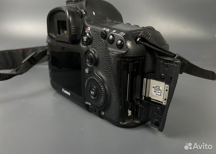 Canon eos 5D mark iii body