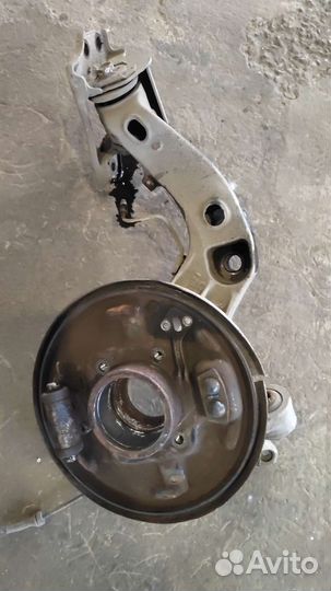 Рычаг задний правый Nissan Avenir w11