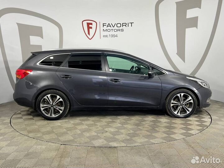 Kia Ceed 1.6 AT, 2014, 220 110 км