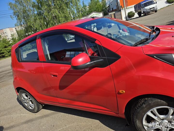 Chevrolet Spark 1.0 AT, 2011, 80 000 км