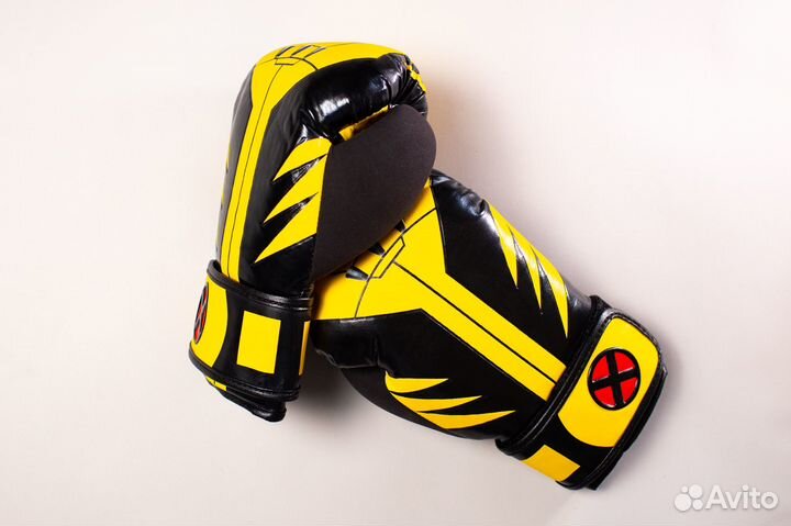 Боксерские перчатки Hayabusa - Wolverine