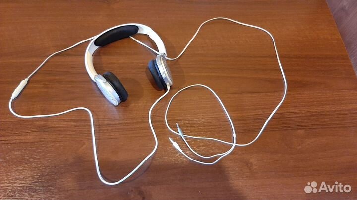 Проводные наушники Philips с микрофоном и ободком