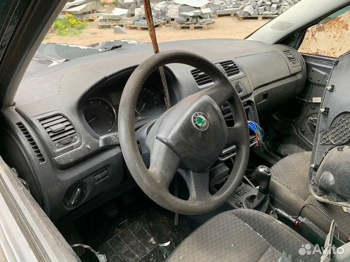 Безопасность в сборе Skoda Fabia 2 2007-2015