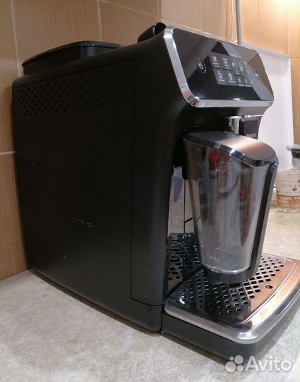 Кофемашина philips series 2200 lattego