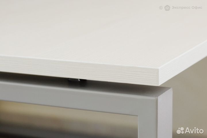 Стол письменный с креплением на тумбу Gloss сп-О.985