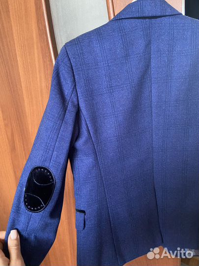 Пиджак на мальчика 134