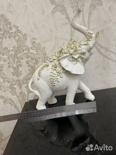 Фарфоровые статуэтки