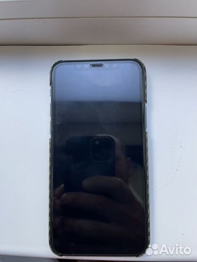 Чехол на iPhone 11 pitaka