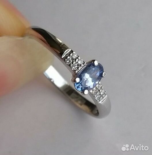 585 кольцо р.16 нат танзанит 0,241ct и брилл белое
