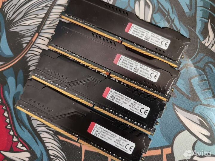 Оперативная память Kingston DDR4 4x4Гб