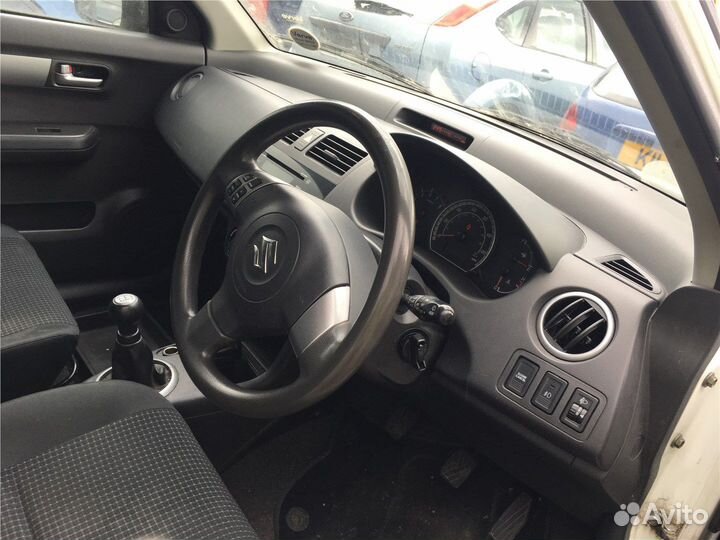 Разбор на запчасти Suzuki Swift 2003-2011