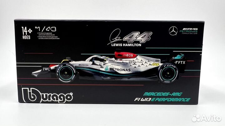 44 Lewis Hamilton Mercedes-AMG F1 W13 E 2022